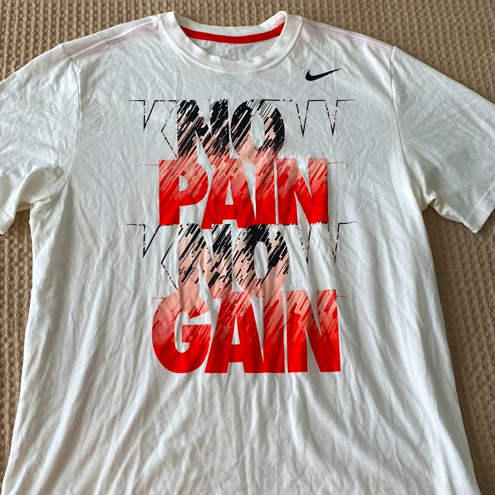 Men’s Large Nike Dri-Fit Shirt